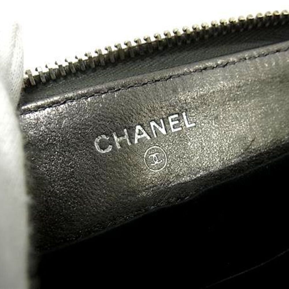 CHANEL Gray Leather Logo Wallet - Picture 5 of 6
